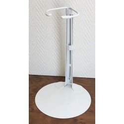 Metal doll stand 2501 in white for Nancy KidznCats type